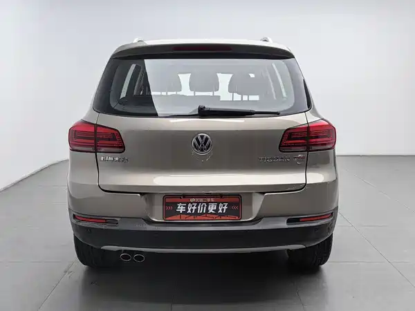Volkswagen Tiguan 2015