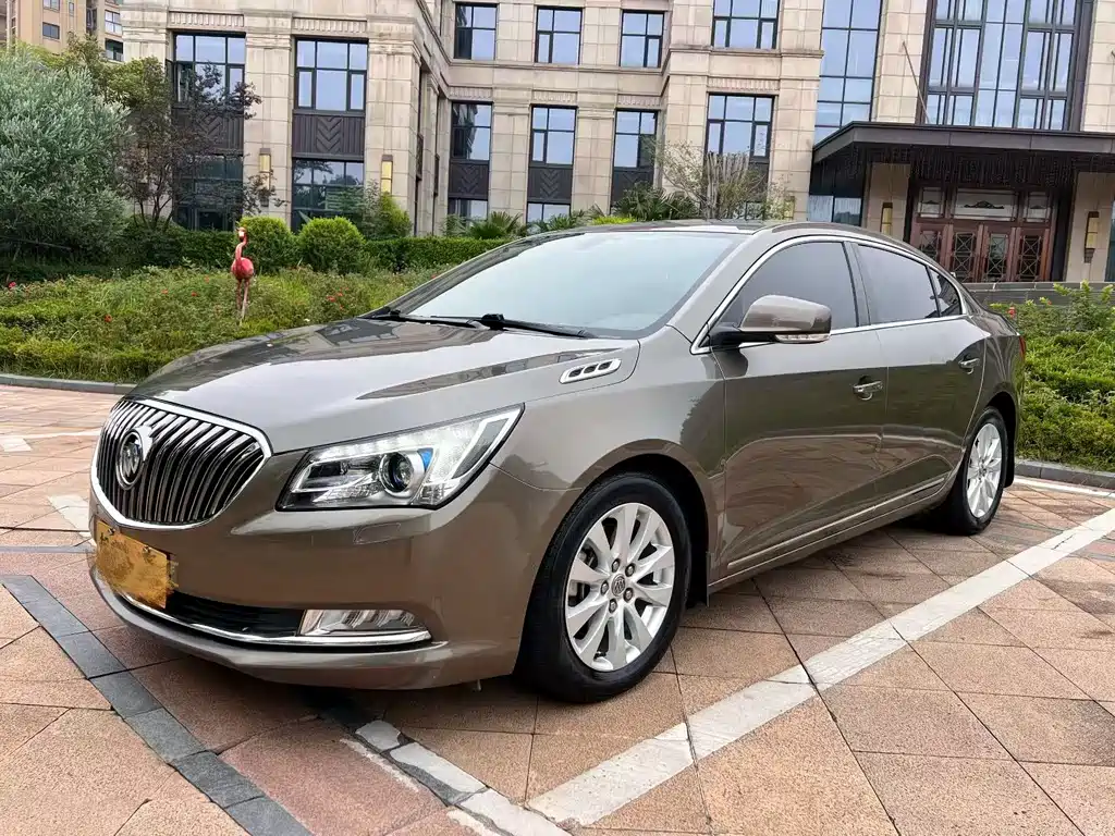 Buick LaCrosse 2015 — фото 2