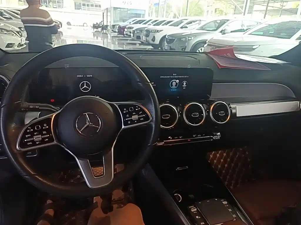 Mercedes-Benz GLB 2022 — фото 10