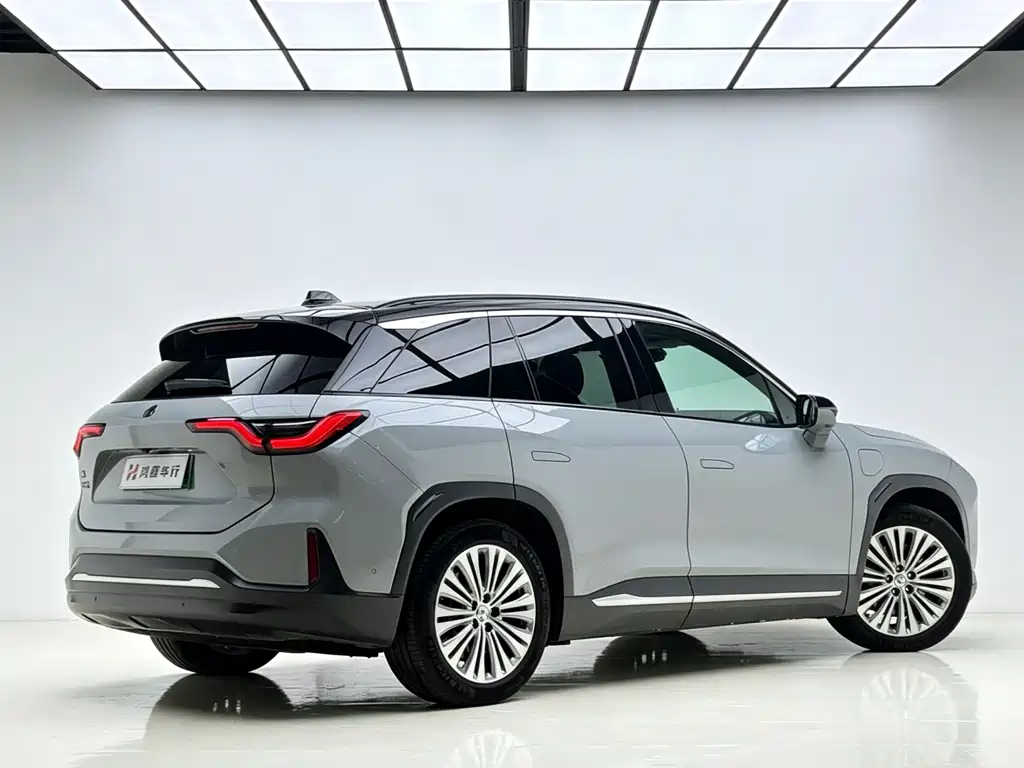 NIO ES6 2020