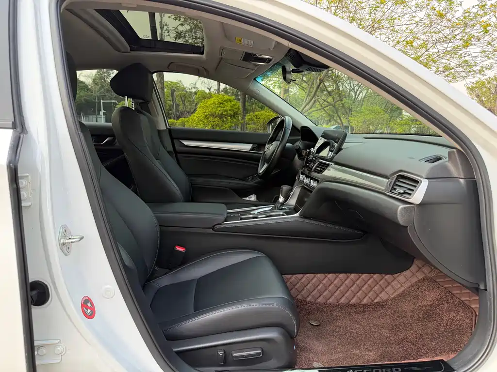 Honda Accord 2021 — фото 16