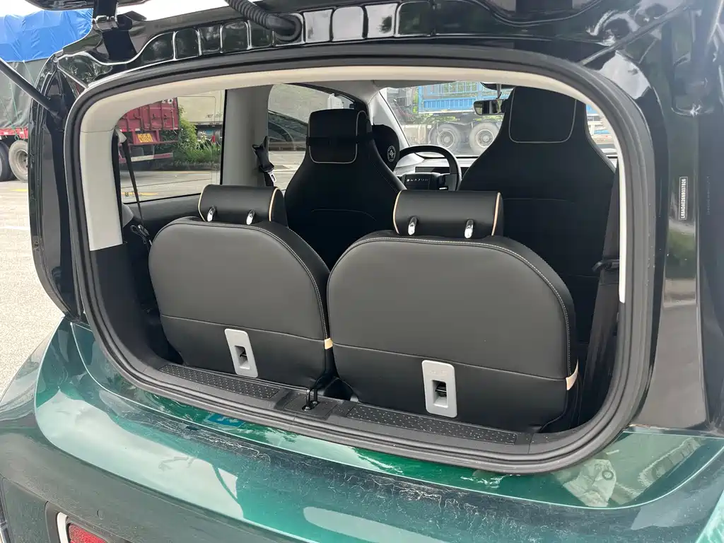 Baojun KiWi EV 2022 — фото 11