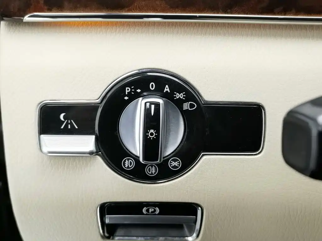 Mercedes-Benz S-Class 2009 — фото 21