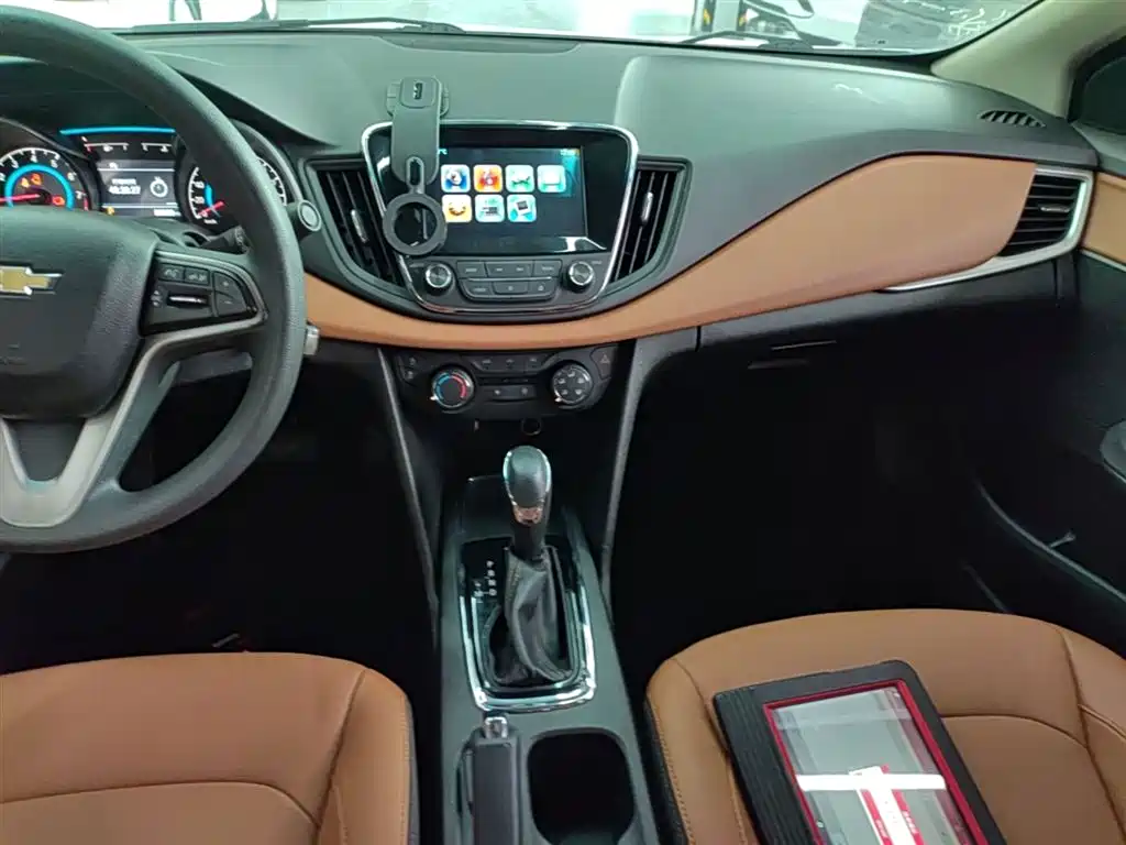 Chevrolet Cavalier 2016 — фото 13