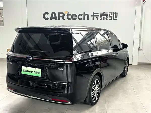 GAC Trumpchi E8 PHEV 2025