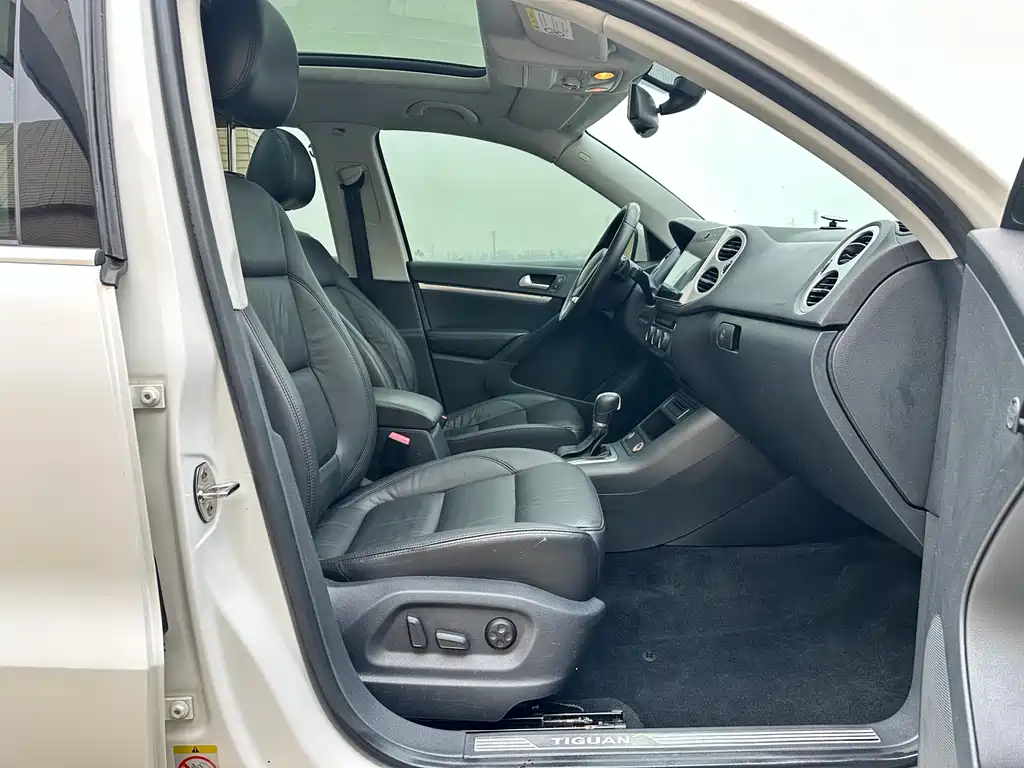 Volkswagen Tiguan 2016 — фото 18