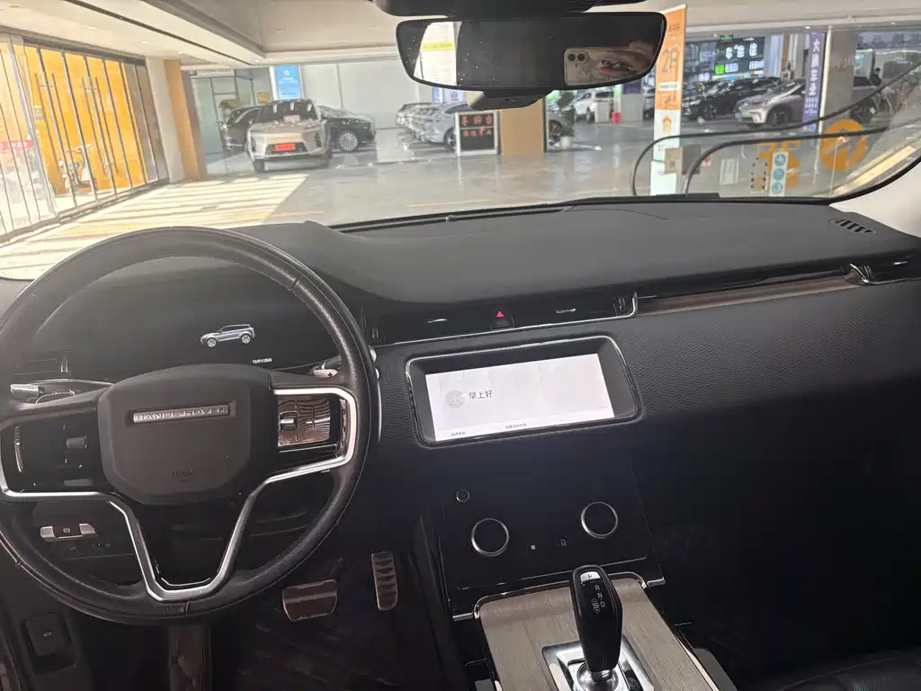 Land Rover Evoque 2021 — фото 9