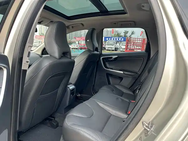 Volvo XC60 2017
