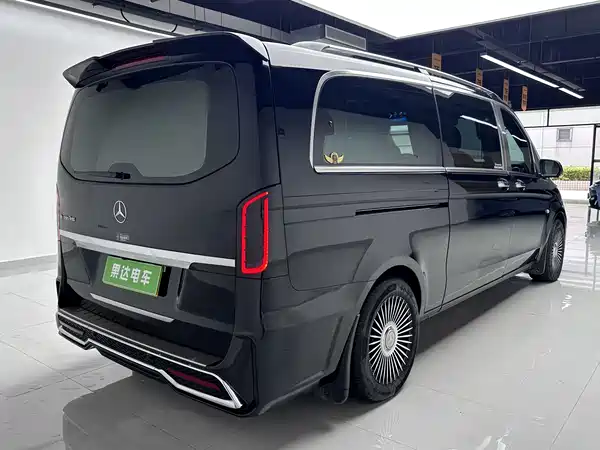 Mercedes-Benz Vito 2024
