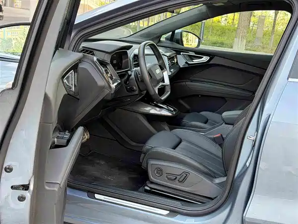 Audi Q4 E-Tron 2025