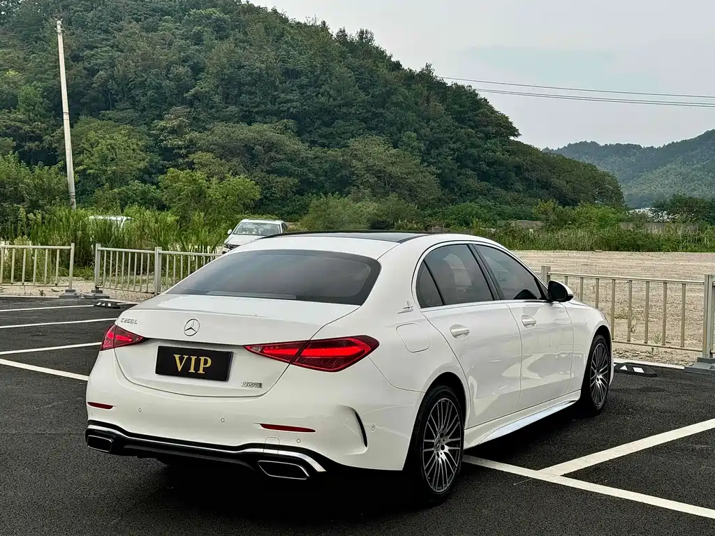 Mercedes-Benz C-Class 2022 — фото 9