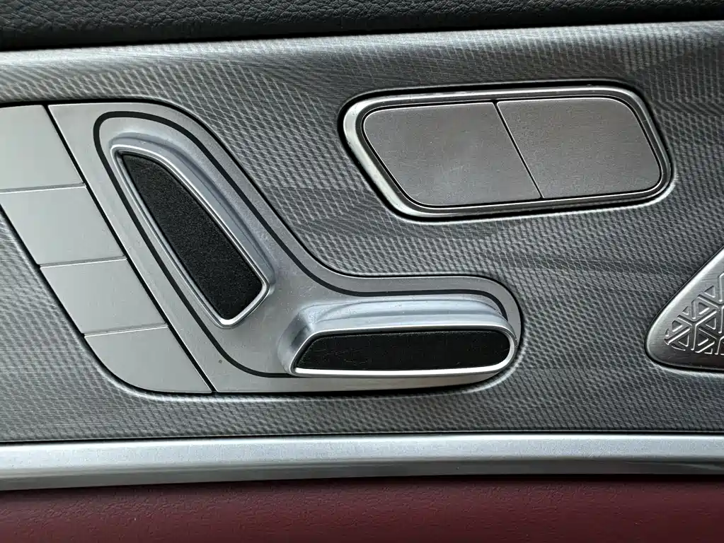 Jetour X70 PLUS 2023 — фото 19