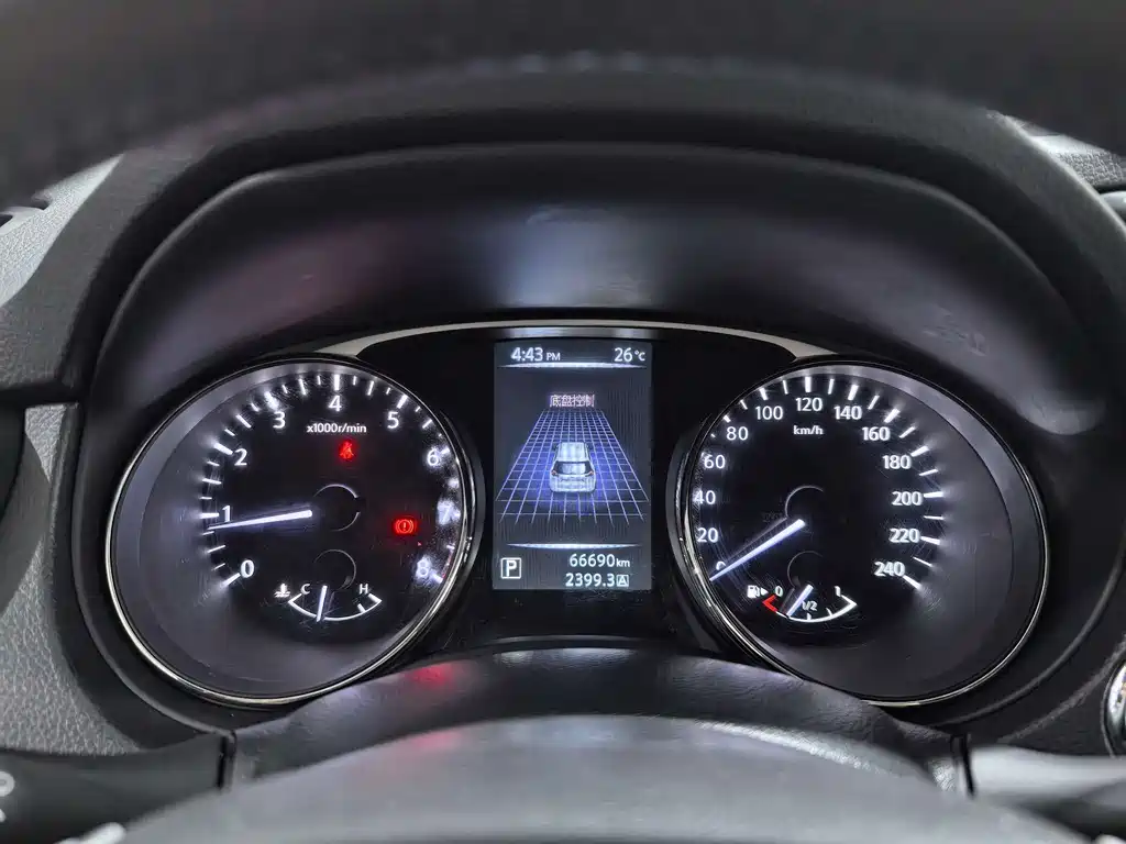 Nissan X-Trail 2016 — фото 10