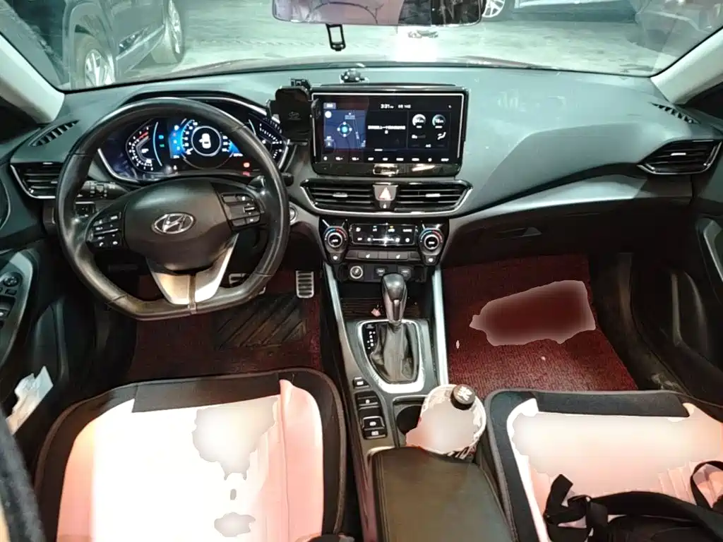 Hyundai Festa 2019 — фото 10