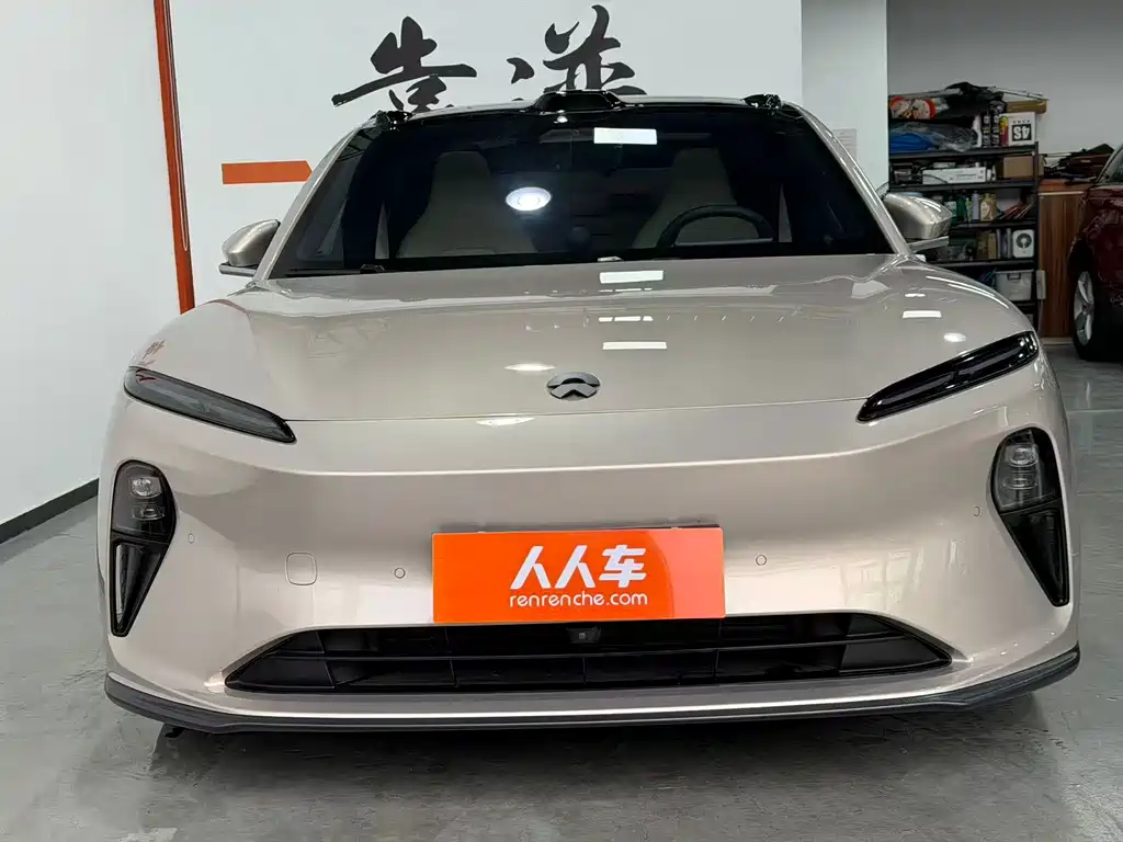 NIO ET5 2024