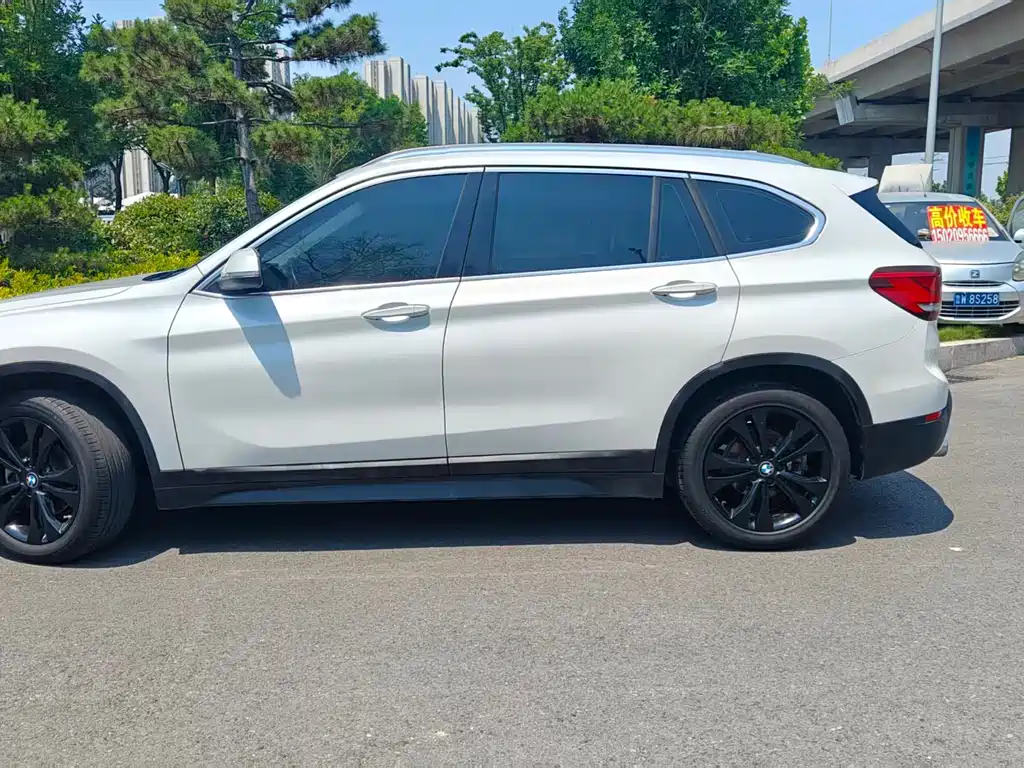 BMW X1 2020 — фото 3