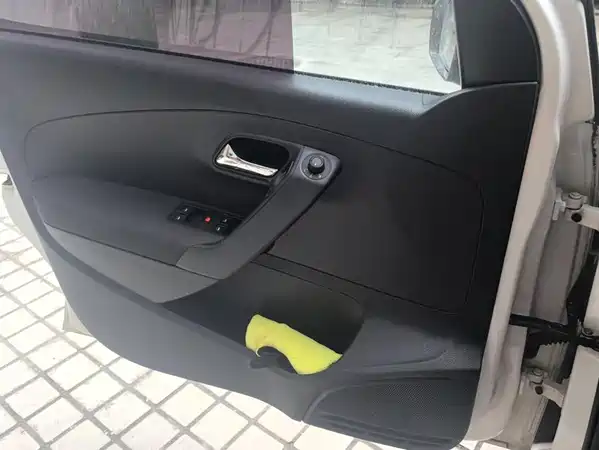 Volkswagen Polo 2016