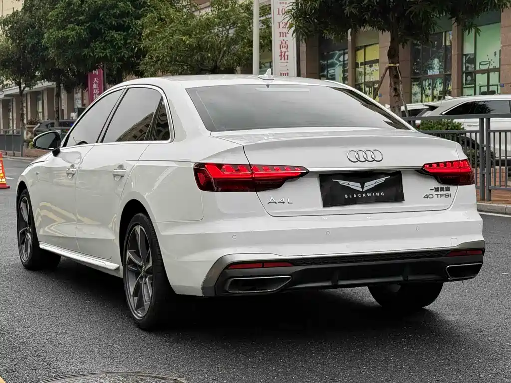 Audi A4L 2020 — фото 17