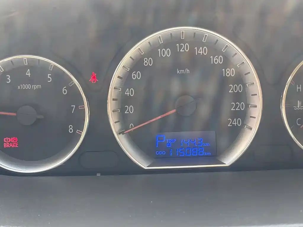 Hyundai Sonata 2011 — фото 4