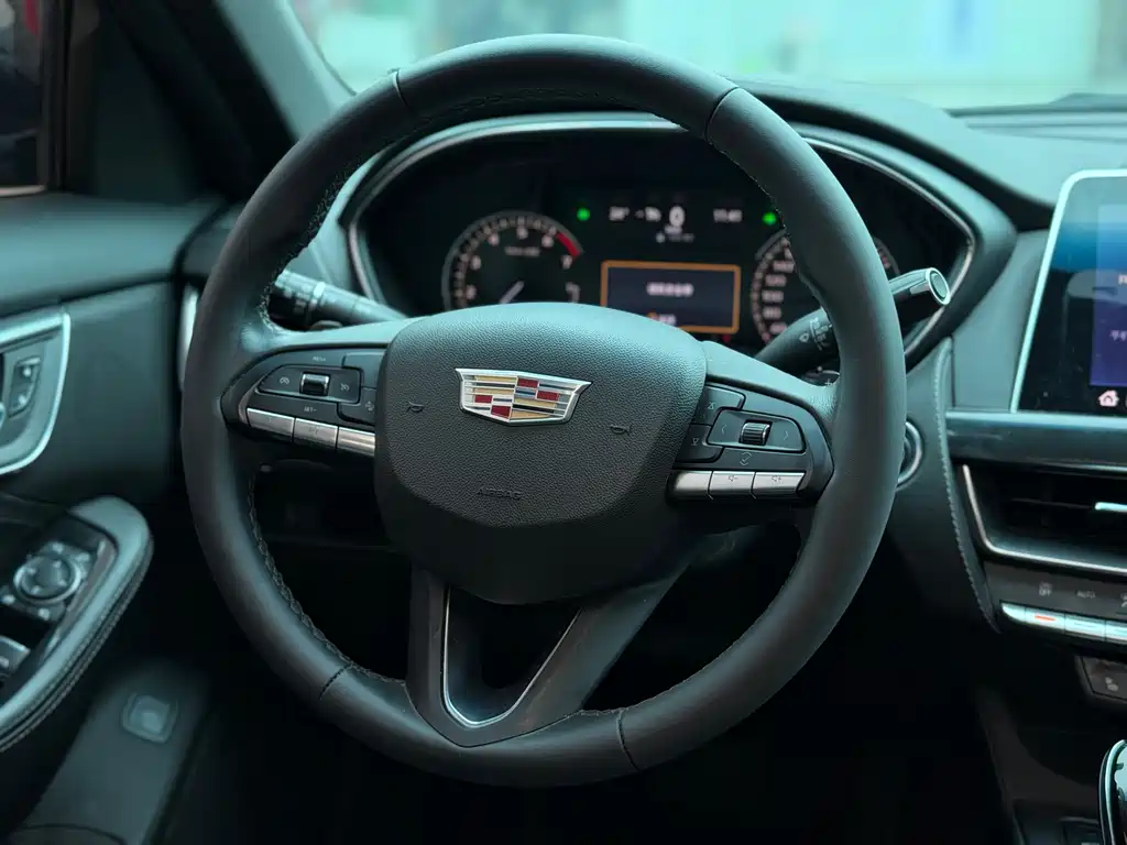 Cadillac CT5 2022 — фото 12