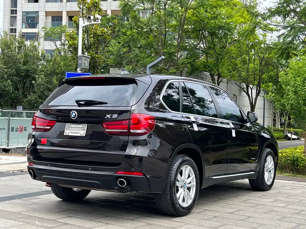 BMW X5 2017 — фото 7