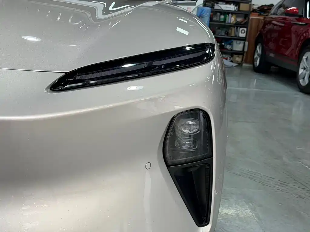 NIO ET5 2024