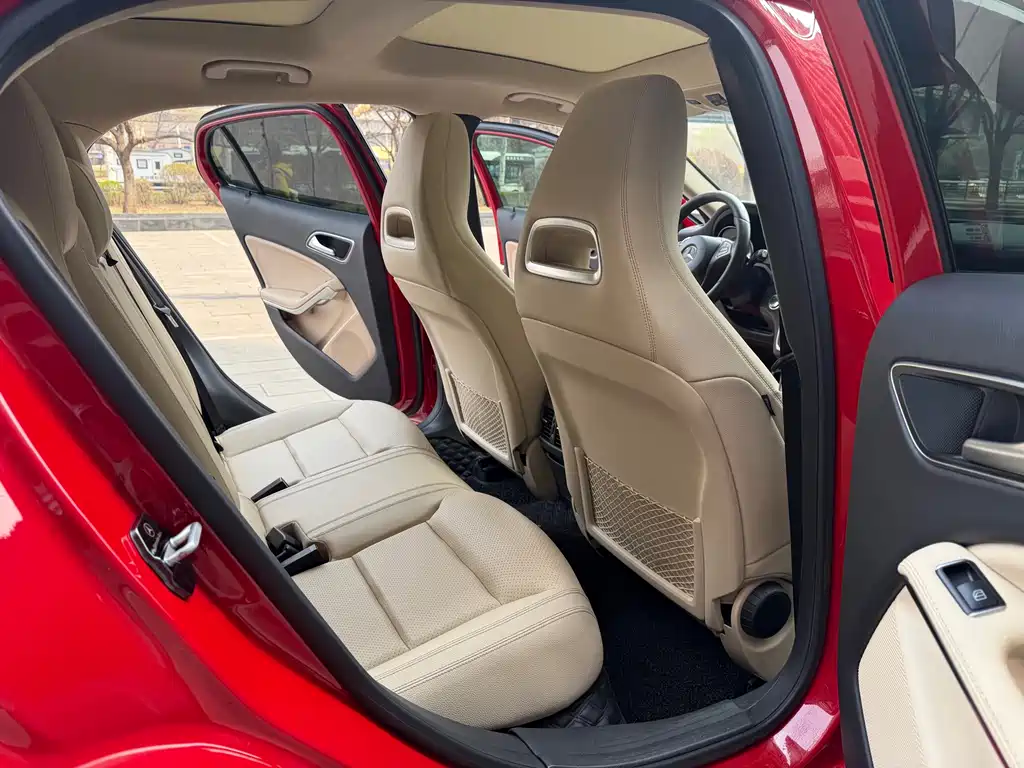 Mercedes-Benz GLA 2017 — фото 10
