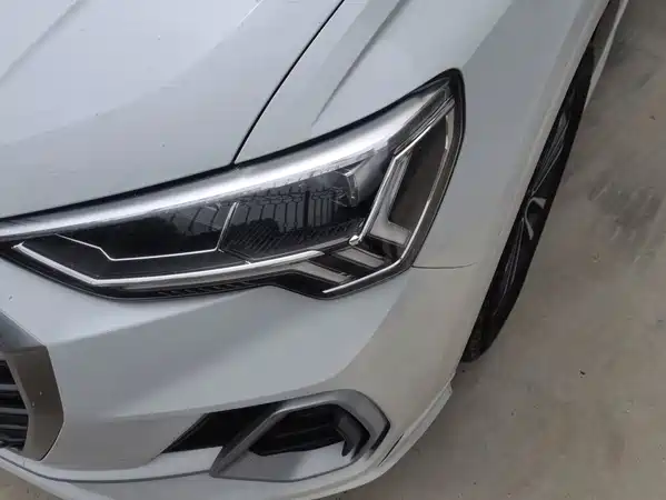 Audi Q3 2021