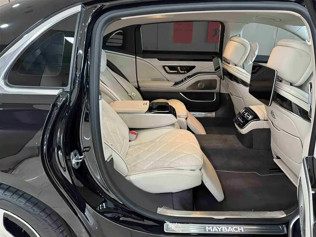 Mercedes-Benz S-Class 2024 — фото 10