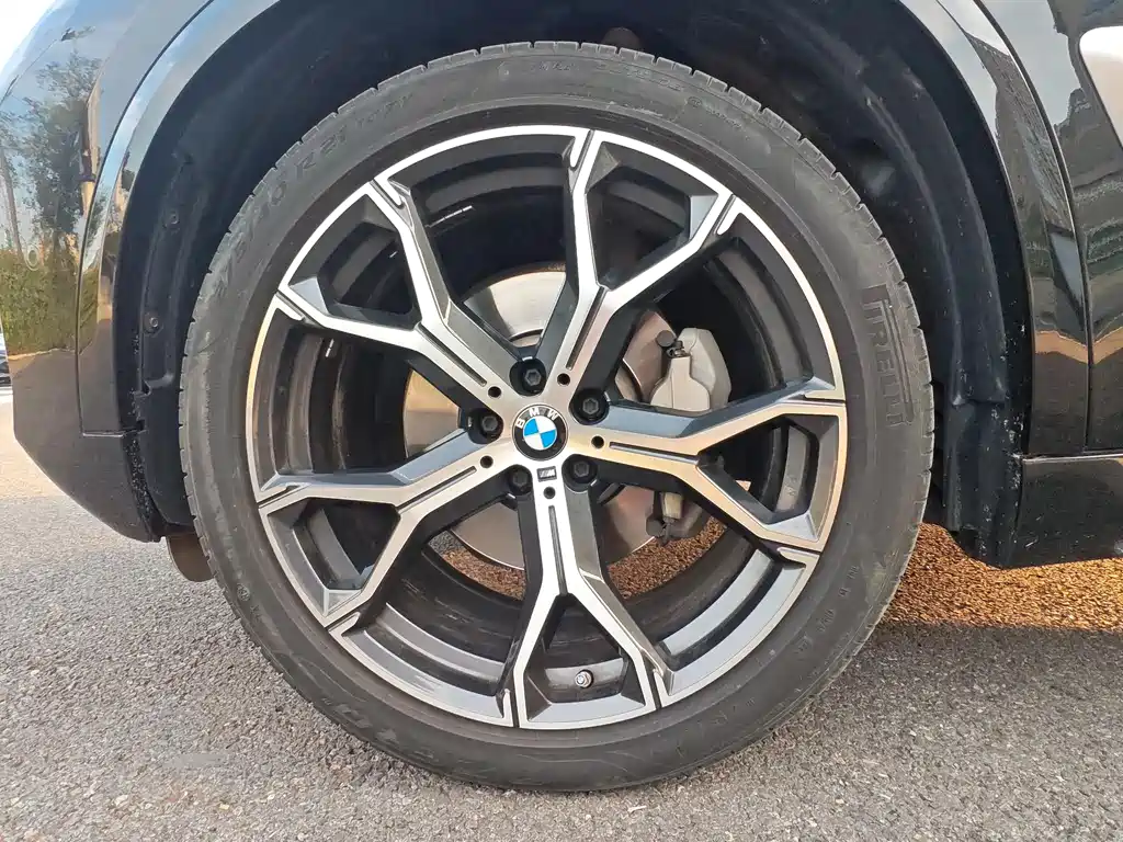 BMW X5 2025 — фото 16
