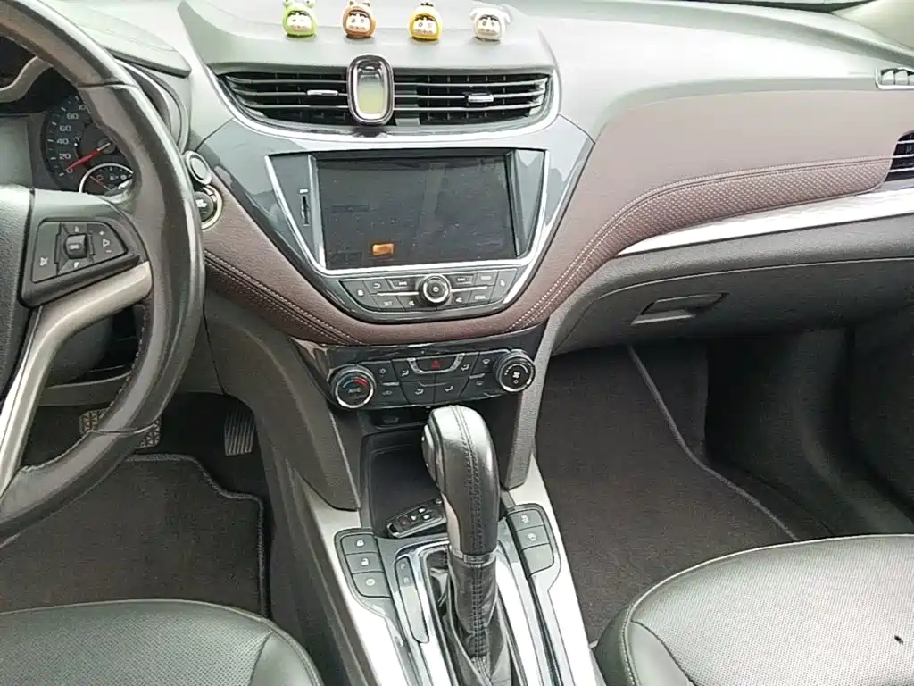 Chevrolet Malibu 2017 — фото 13