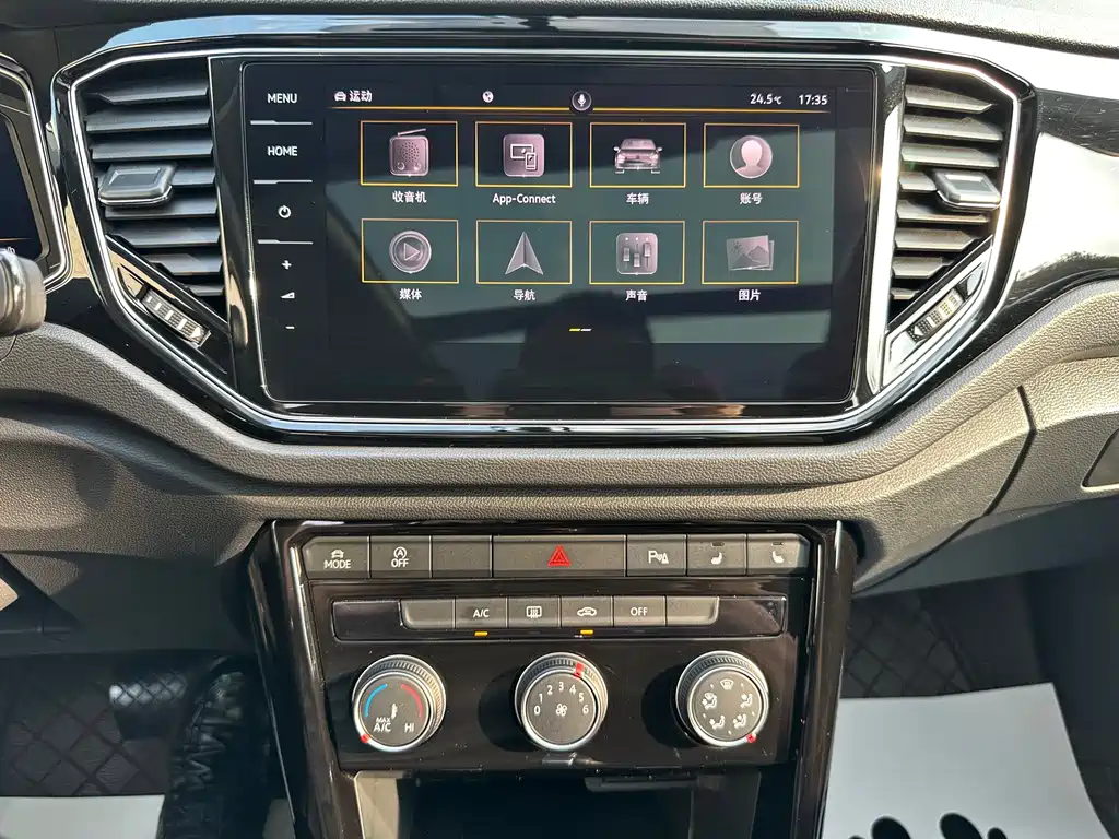 Volkswagen T-Roc 2022 — фото 17