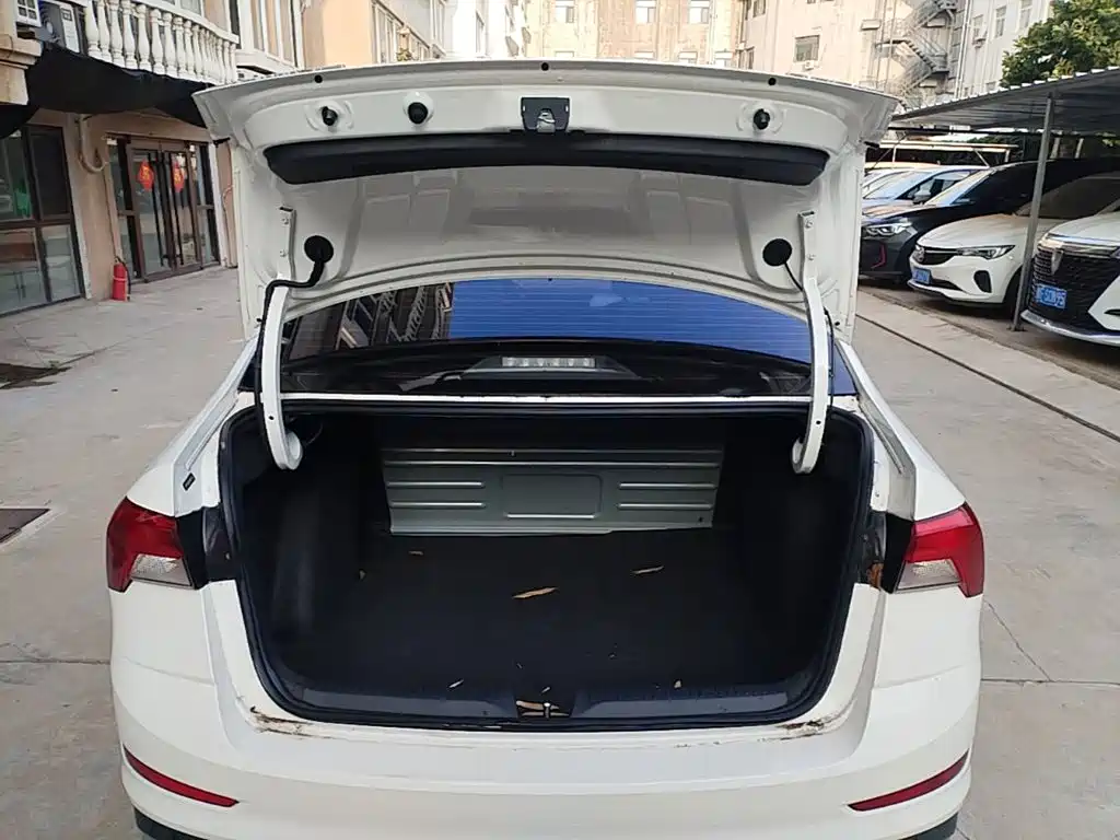 Skoda Rapid 2022 — фото 19