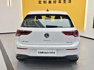 Volkswagen Golf 2023
