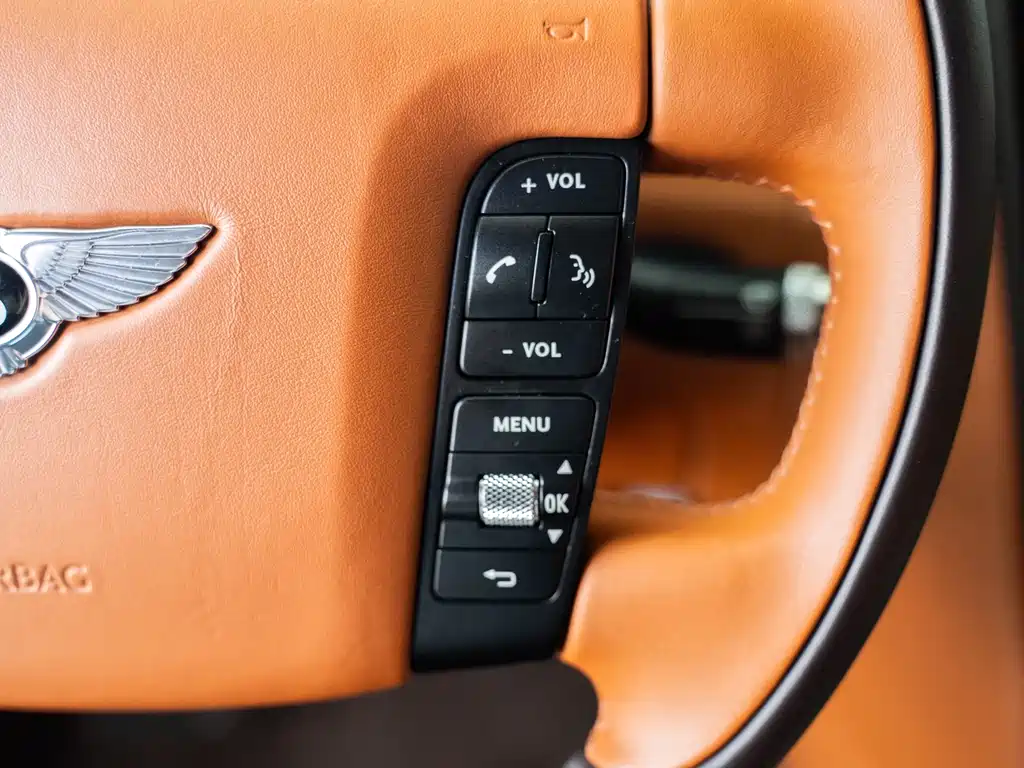 Bentley Flying Spur 2012 — фото 17