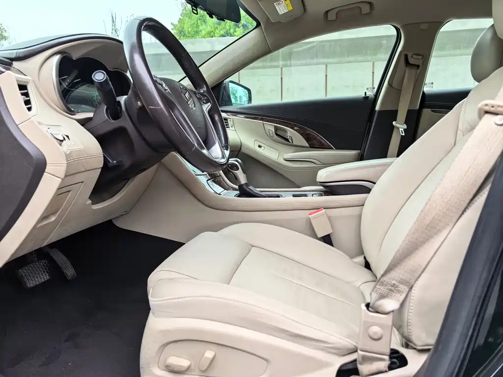 Buick LaCrosse 2013 — фото 12
