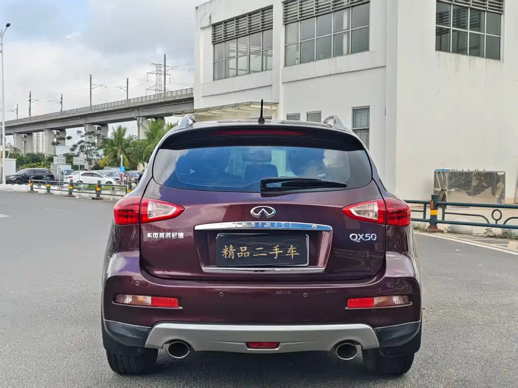 Infiniti QX50 2016 — фото 8