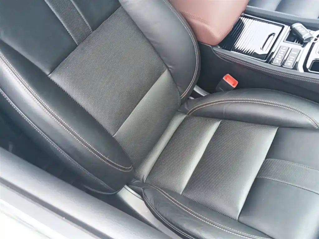 GAC Motor Trumpchi GS8 2017 — фото 25