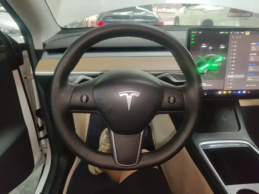 Tesla Model Y 2022 — фото 11