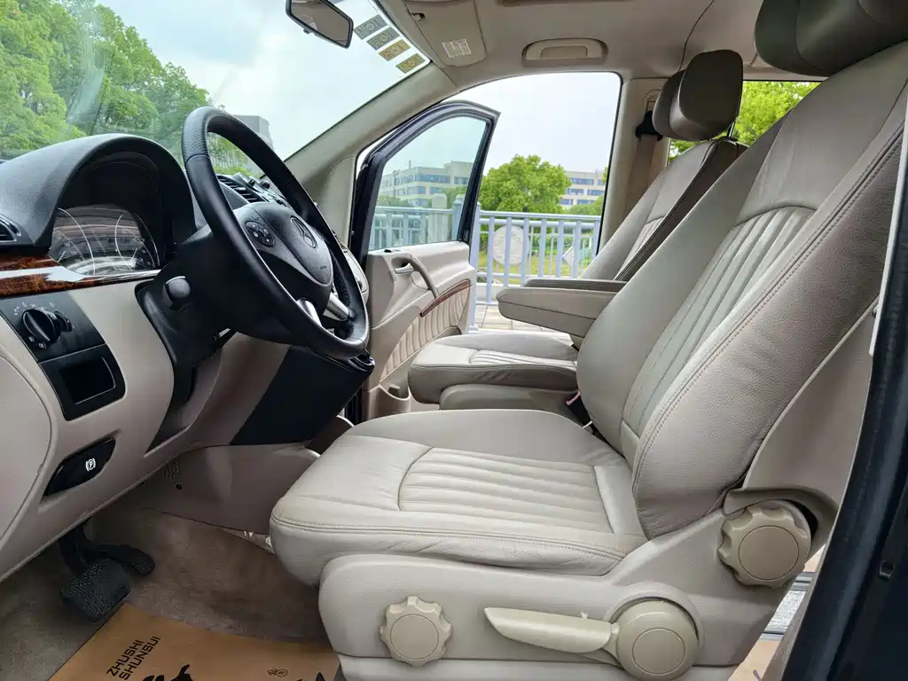 Mercedes-Benz Viano 2014