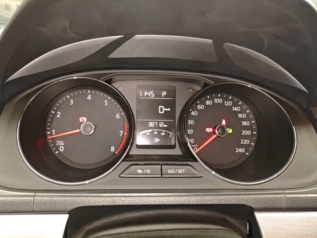 Volkswagen Gran Lavida 2017 — фото 12