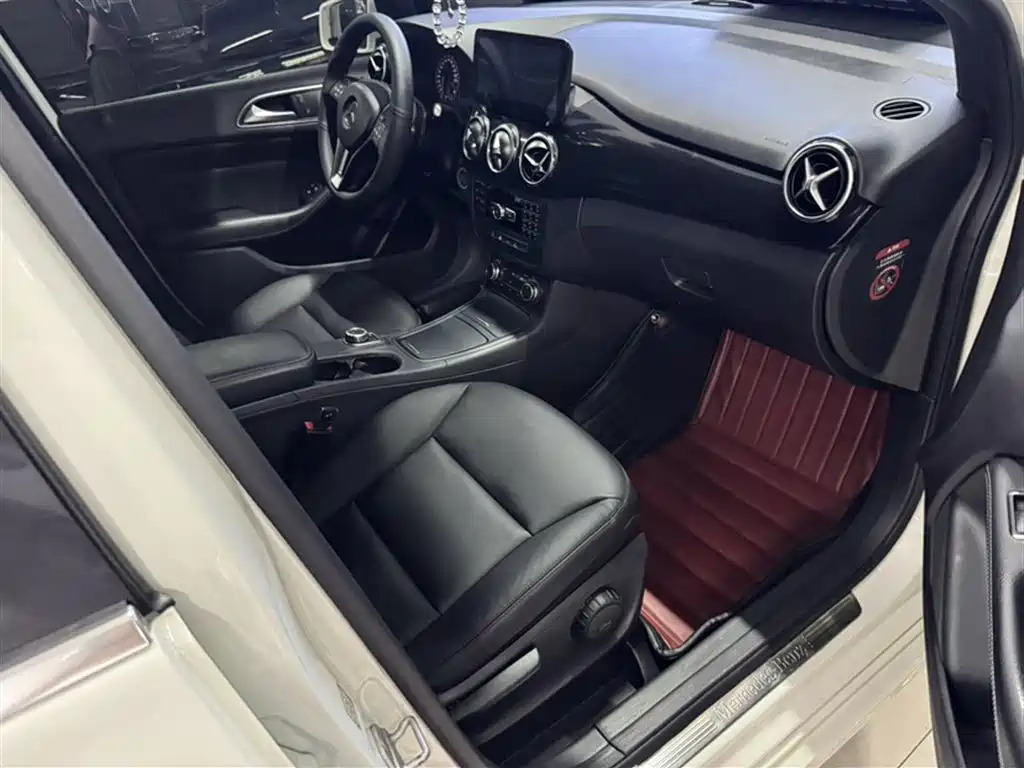 Mercedes-Benz B-Class 2014 — фото 15