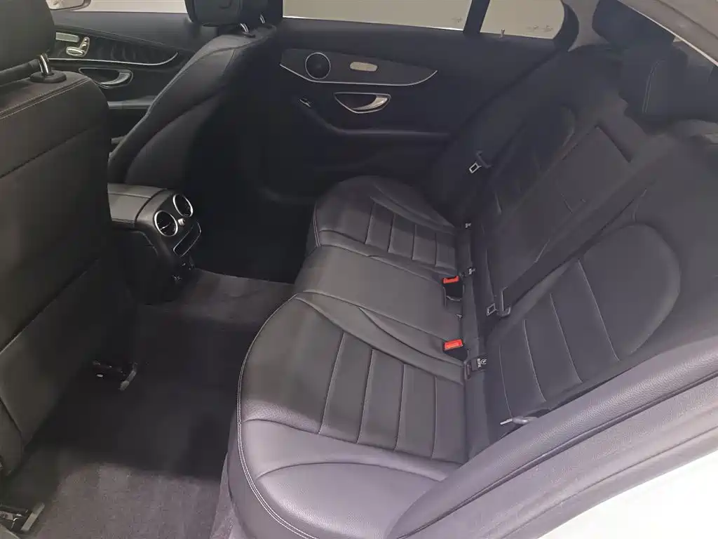 Mercedes-Benz C-Class 2020 — фото 14