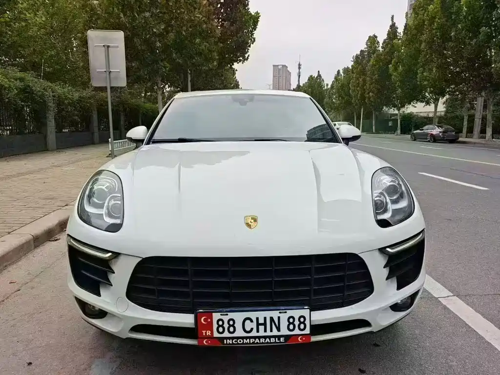 Porsche Macan 2018 — фото 2