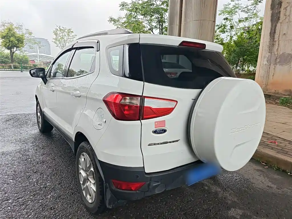 Ford Ecosport 2016 — фото 5