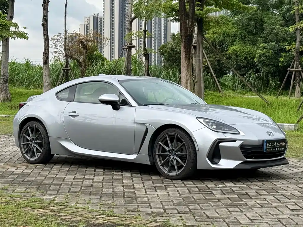 Subaru BRZ 2023 — фото 3