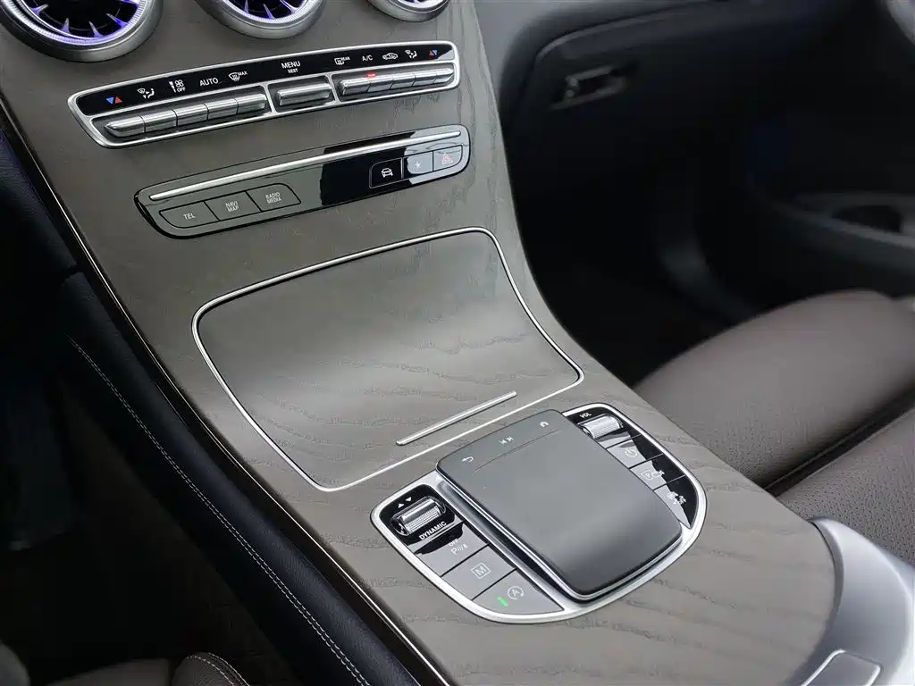 Mercedes-Benz GLC 2021 — фото 18