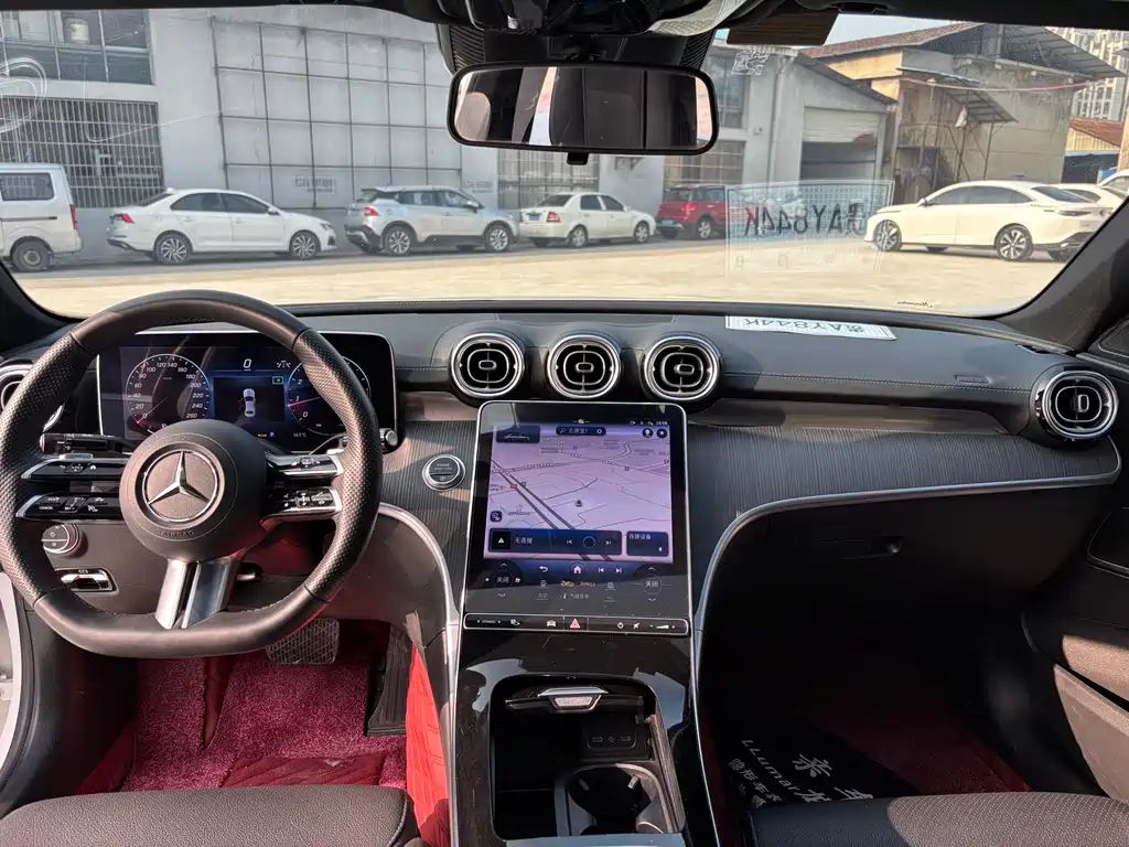 Mercedes-Benz C-Class 2023 — фото 11