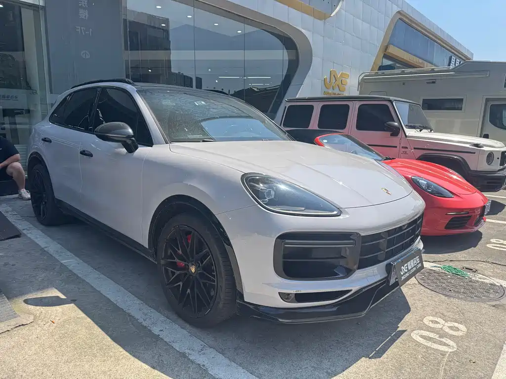 Porsche Cayenne 2018 — фото 3