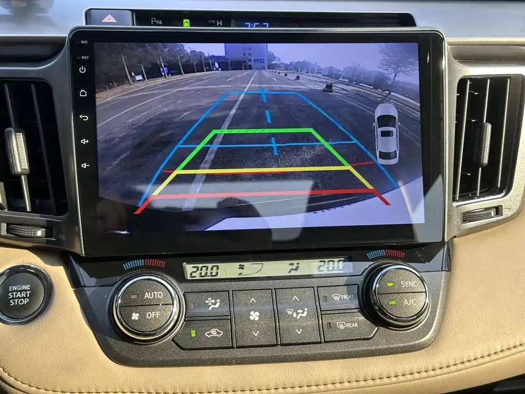 Toyota RAV4 2014 — фото 12